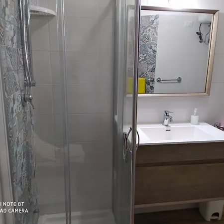 בית נופש Exclusive House קאלה גונונה